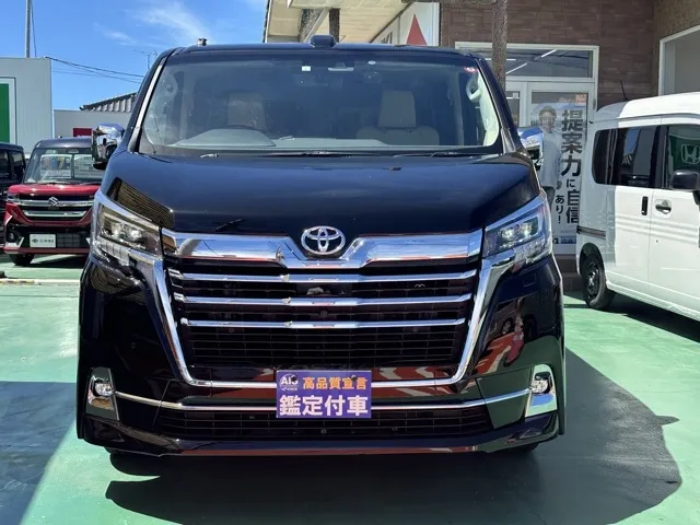 グランエース(トヨタ)プレミアム 6人中古車 29
