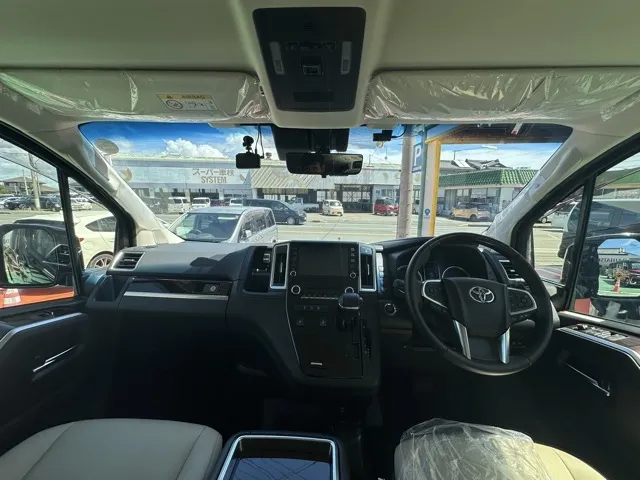 グランエース(トヨタ)プレミアム 6人中古車 7