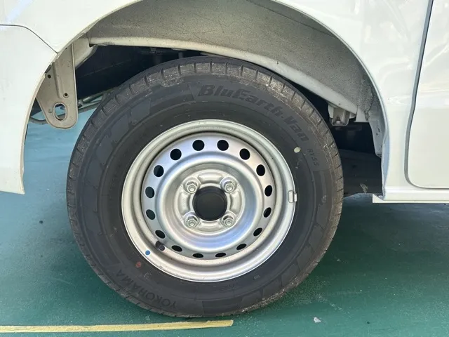 エブリイ(スズキ)NV１００クリッパーDX 4WD 5AGS中古車 12