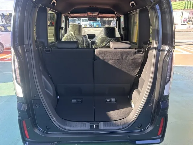 N-BOX(ホンダ)N-BOXカスタムターボ届出済未使用車 10