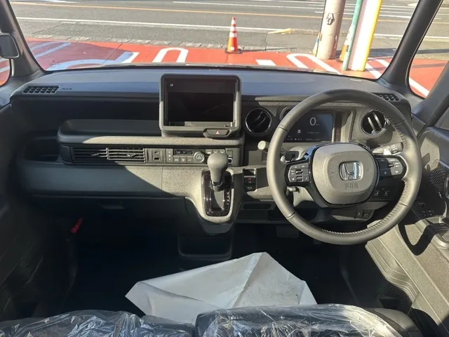 N-BOX(ホンダ)N-BOXカスタムターボ届出済未使用車 5
