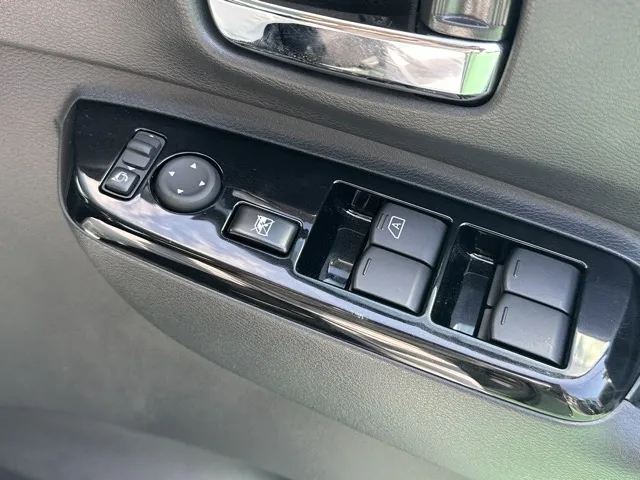 eKクロススペース(三菱)Ｔ中古車 14