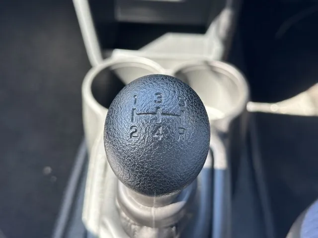 アルト(スズキ)F 5速ミッション中古車 13