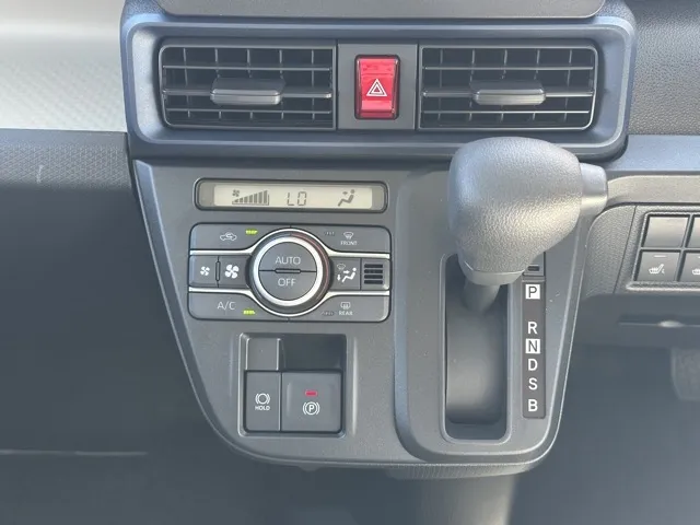 タント(ダイハツ)X届出済未使用車 18