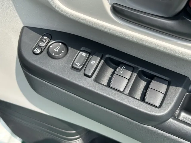 N-BOX(ホンダ)N-BOX届出済未使用車 13