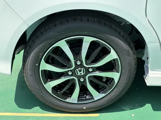 N-BOX(ホンダ)N-BOXカスタム コーディネートスタイル届出済未使用車 13