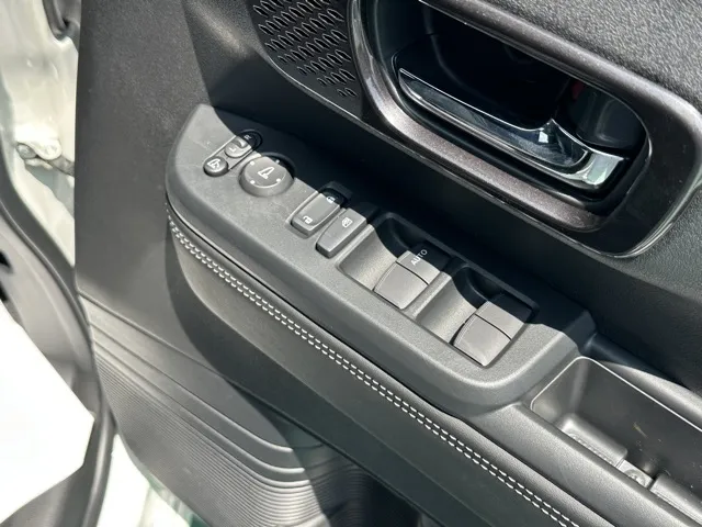 N-BOX(ホンダ)N-BOXカスタム コーディネートスタイル届出済未使用車 14