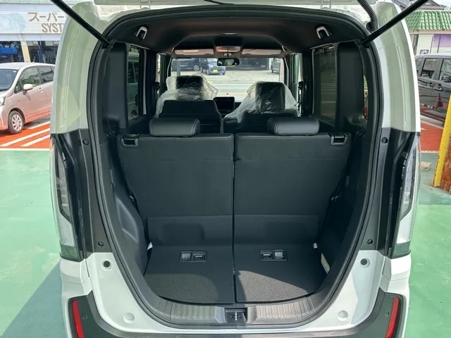N-BOX(ホンダ)N-BOXカスタム コーディネートスタイル届出済未使用車 10