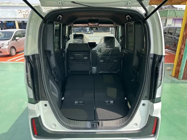 N-BOX(ホンダ)N-BOXカスタム コーディネートスタイル届出済未使用車 11