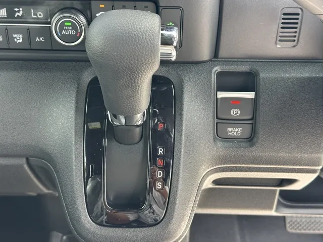 N-BOX(ホンダ)N-BOXカスタム コーディネートスタイル届出済未使用車 21