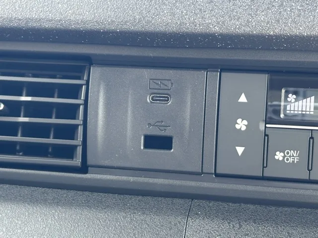 N-BOX(ホンダ)N-BOXカスタムターボ届出済未使用車 19