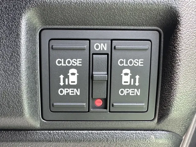 N-BOX(ホンダ)N-BOXカスタムターボ届出済未使用車 15