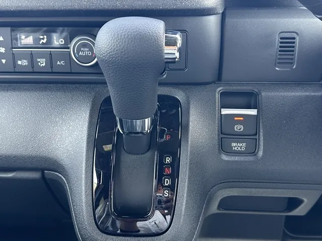 N-BOX(ホンダ)N-BOXカスタムターボ届出済未使用車 17