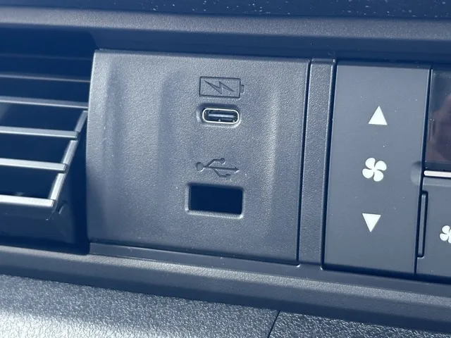N-BOX(ホンダ)N-BOXカスタムターボ届出済未使用車 19