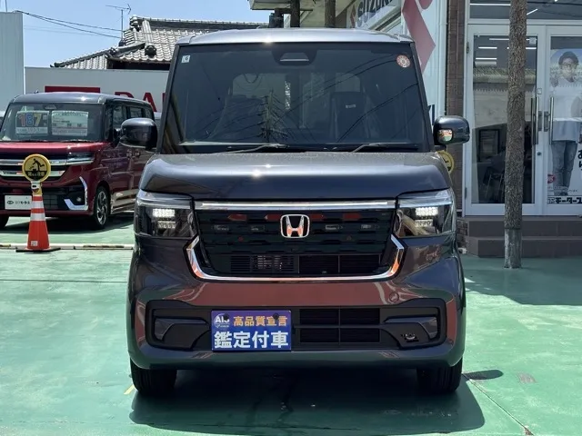 N-BOX(ホンダ)N-BOXカスタムターボ届出済未使用車 24