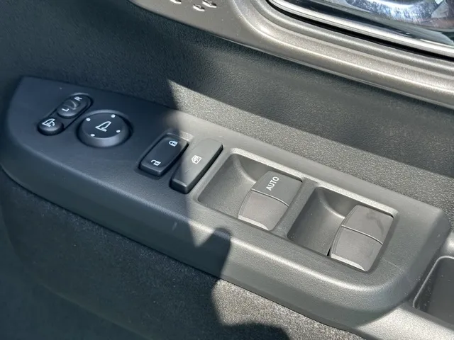 N-BOX(ホンダ)N-BOXカスタムターボ届出済未使用車 13
