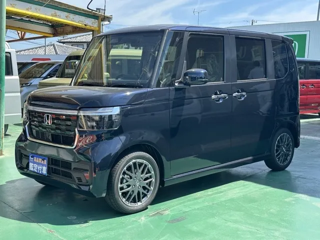 N-BOX(ホンダ)N-BOXカスタムターボ届出済未使用車 1