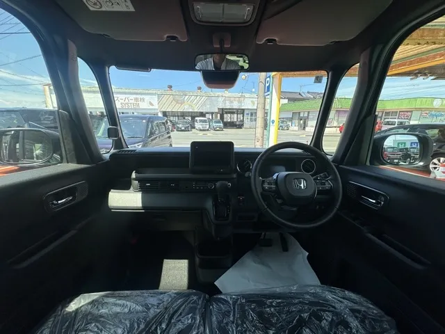 N-BOX(ホンダ)N-BOXカスタムターボ届出済未使用車 5