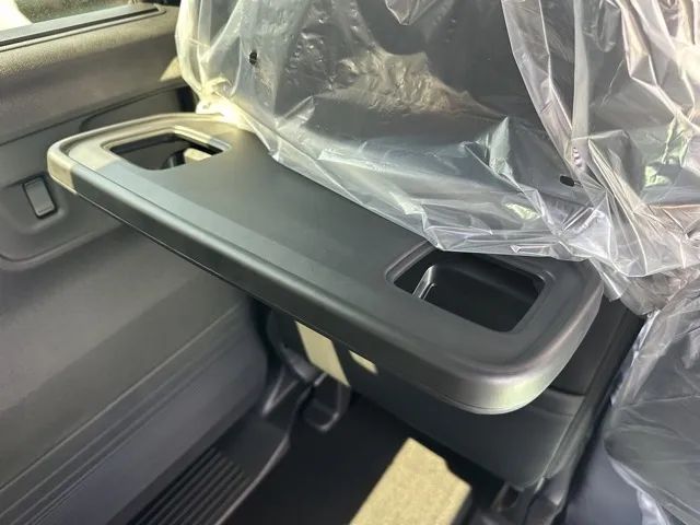 N-BOX(ホンダ)N-BOXカスタムターボ届出済未使用車 6