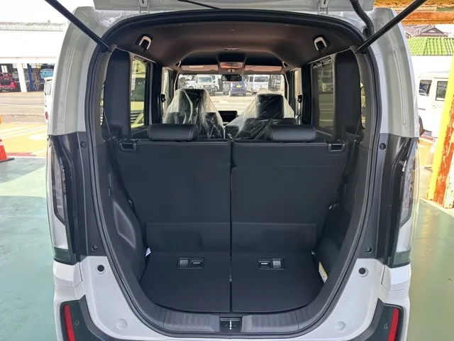 N-BOX(ホンダ)N-BOXカスタムターボ コーディネートスタイル届出済未使用車 10