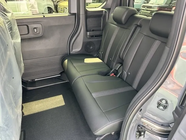 N-BOX(ホンダ)N-BOXカスタムターボ コーディネートスタイル届出済未使用車 4