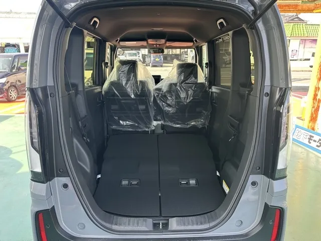 N-BOX(ホンダ)N-BOXカスタムターボ コーディネートスタイル届出済未使用車 11