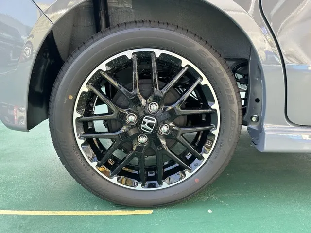 N-BOX(ホンダ)N-BOXカスタムターボ コーディネートスタイル届出済未使用車 13