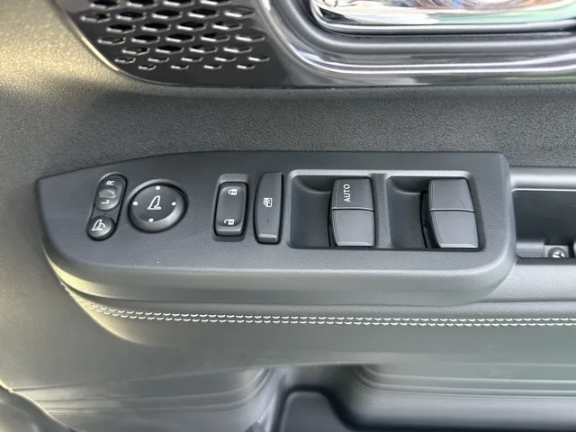N-BOX(ホンダ)N-BOXカスタムターボ コーディネートスタイル届出済未使用車 14