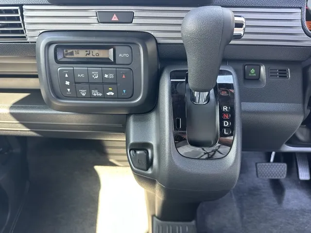 N-VAN(ホンダ)FUNターボ 4WD届出済未使用車 14