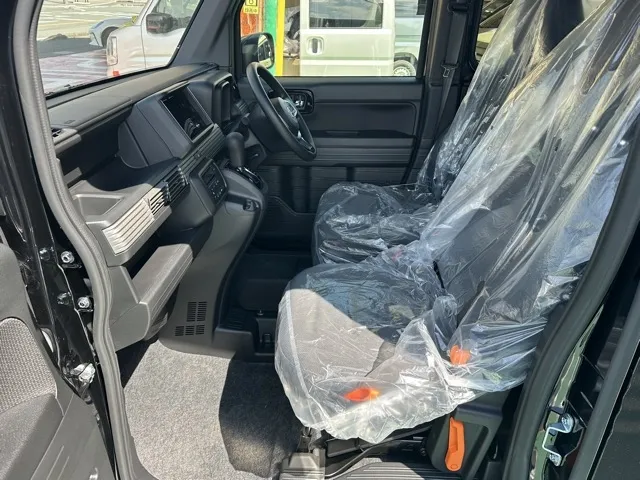 N-VAN(ホンダ)FUNターボ 4WD届出済未使用車 3