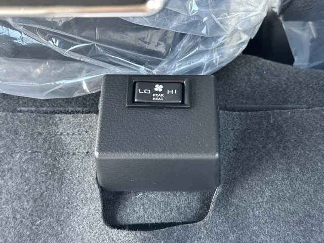 キャンター(三菱)Wキャブ　２ｔ　５ＭＴ登録済未使用車 7