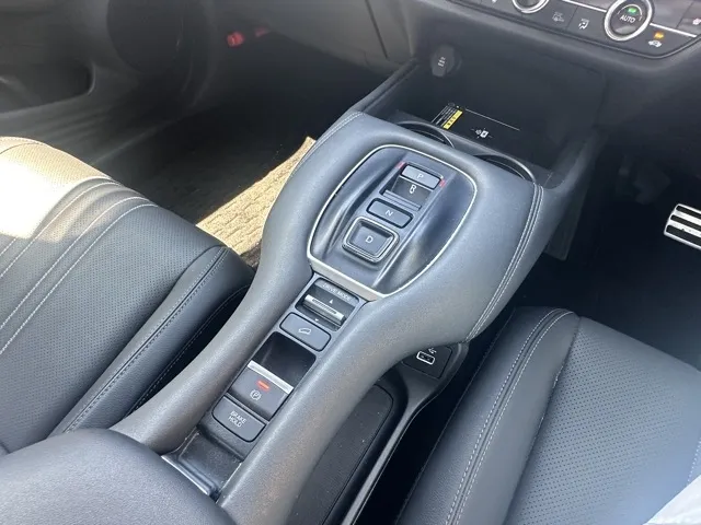 ZR-V(ホンダ)e：HEV Z ４ＷＤ 中古車 17