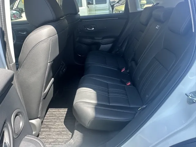 ZR-V(ホンダ)e：HEV Z ４ＷＤ 中古車 4