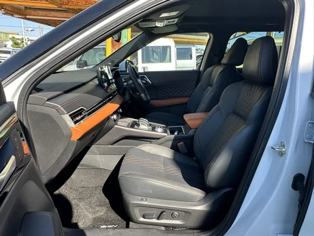 アウトランダー(三菱)P中古車 3