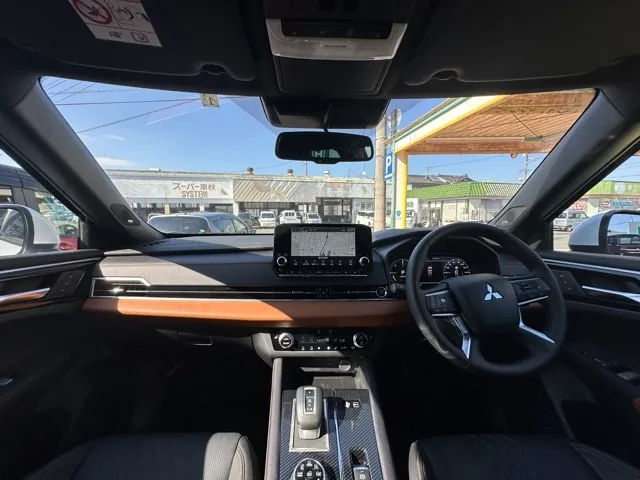 アウトランダー(三菱)P中古車 5