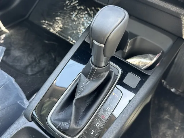WR-V(ホンダ)Z登録済未使用車 14