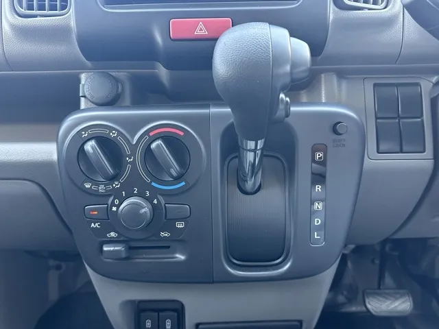 クリッパー(ニッサン)DX届出済未使用車 15