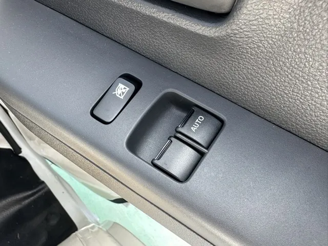 クリッパートラック(ニッサン)DX MT 4WD届出済未使用車 11