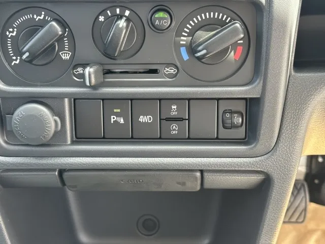 クリッパートラック(ニッサン)DX MT 4WD届出済未使用車 14