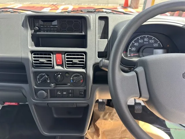 キャリートラック(スズキ)クリッパートラックDX 4WD MT届出済未使用車 13