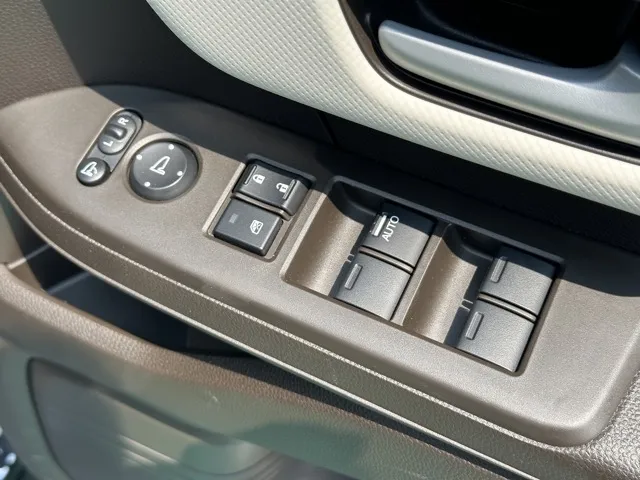 N-BOX(ホンダ)ＬレンタＵＰ 12