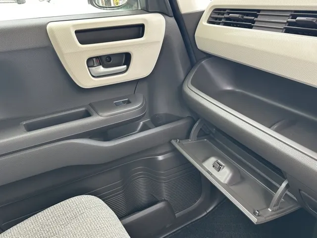 N-BOX(ホンダ)ＬレンタＵＰ 24