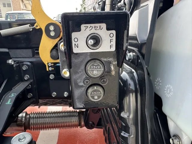 キャンター(三菱)３ｔ ローダースライドダンプ登録済未使用車 14