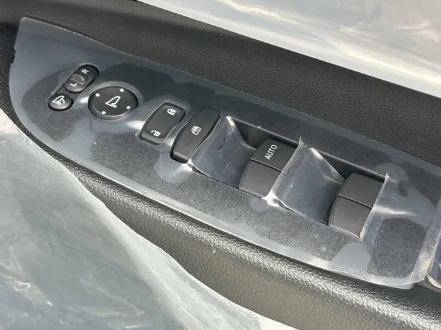 WR-V(ホンダ)X登録済未使用車 13