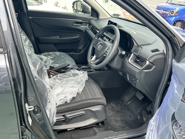 WR-V(ホンダ)X登録済未使用車 15