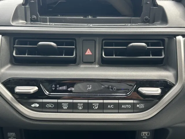 WR-V(ホンダ)X登録済未使用車 22