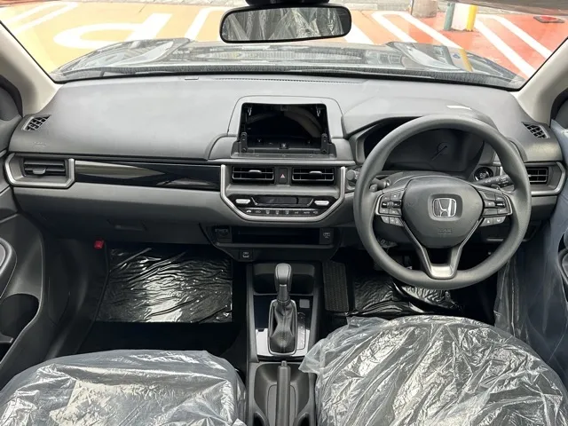 WR-V(ホンダ)X登録済未使用車 6