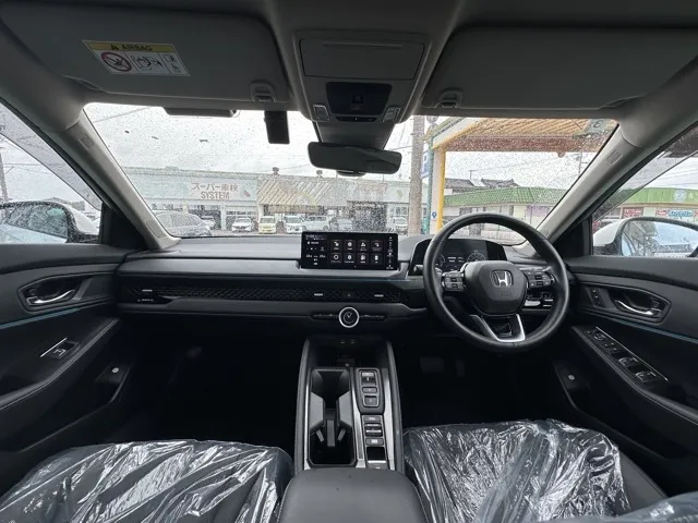 アコード(ホンダ)e：HEV中古車 5