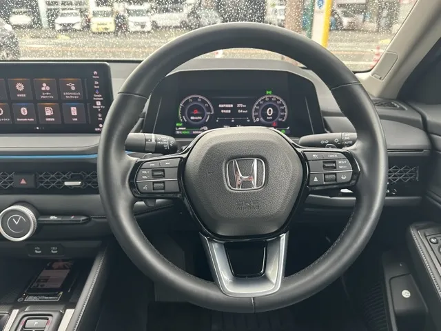アコード(ホンダ)e：HEV中古車 6