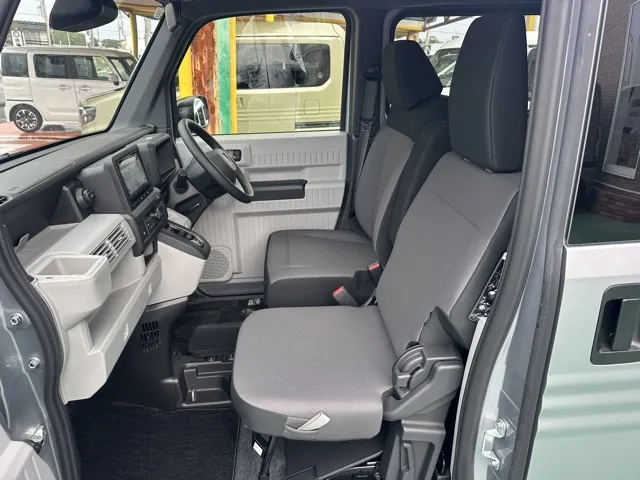 N-VAN(ホンダ)e L4届出済未使用車 3
